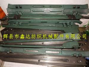 織布機(jī)梭箱蓋板3305、擋板3306、底板3307